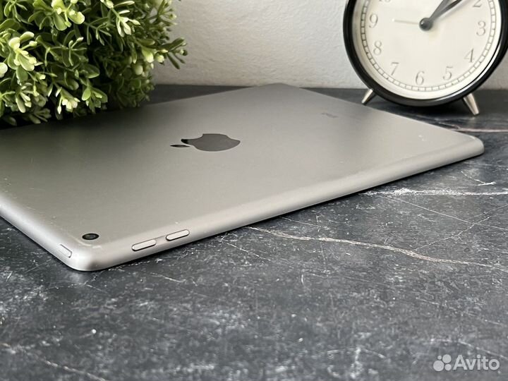 iPad 5 2017 32Gb WiFi Ростест