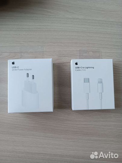 Зарядное устройство на iPhone 20w