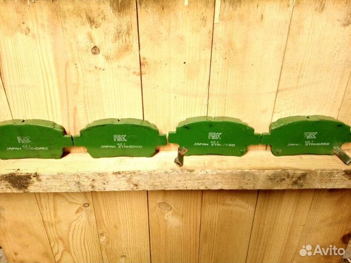 Колодки на toyota ярис