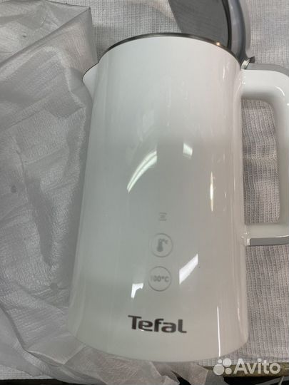 Электрический чайник Tefal Sense KO693110