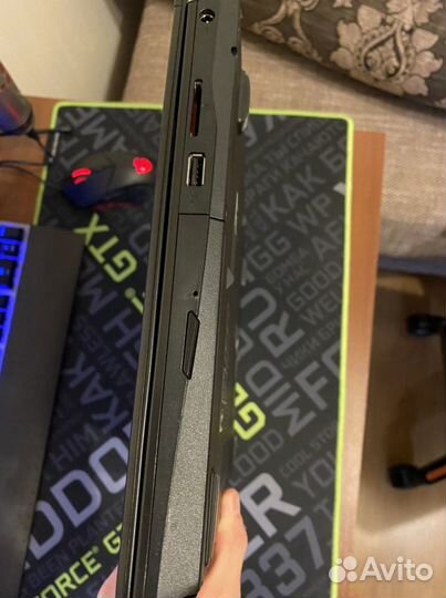 Ноутбук MSI GE62 2QC-629RU (черный)