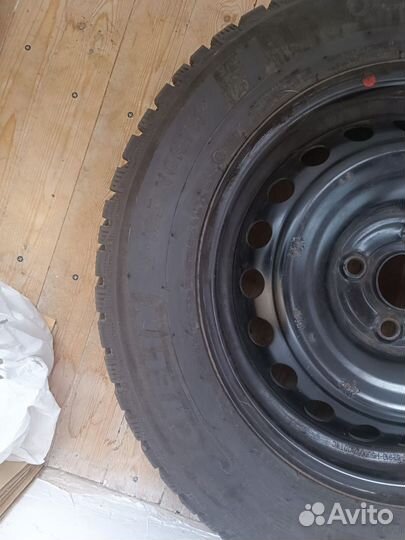 Колеса Michelin X-Ice North 4 185/65 RT15 92T