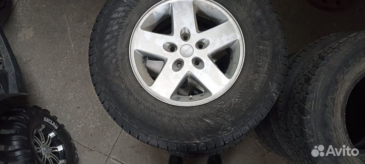 Колеса на Jeep