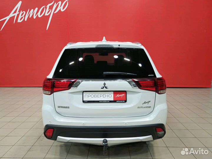 Mitsubishi Outlander 2.4 CVT, 2018, 136 000 км