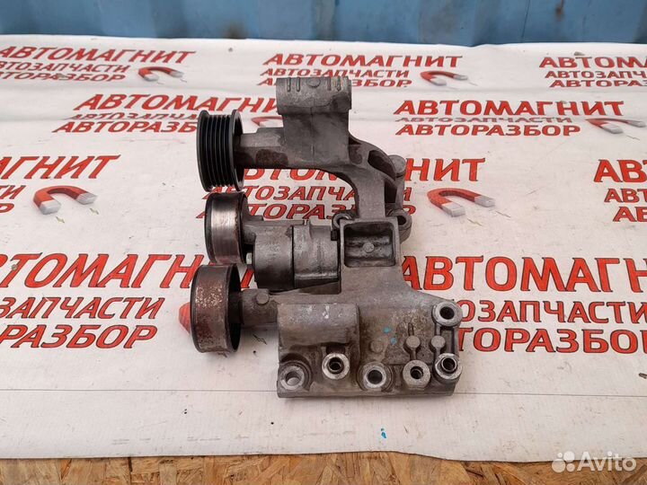 Кронштейн крепление генератора Хендай ix35