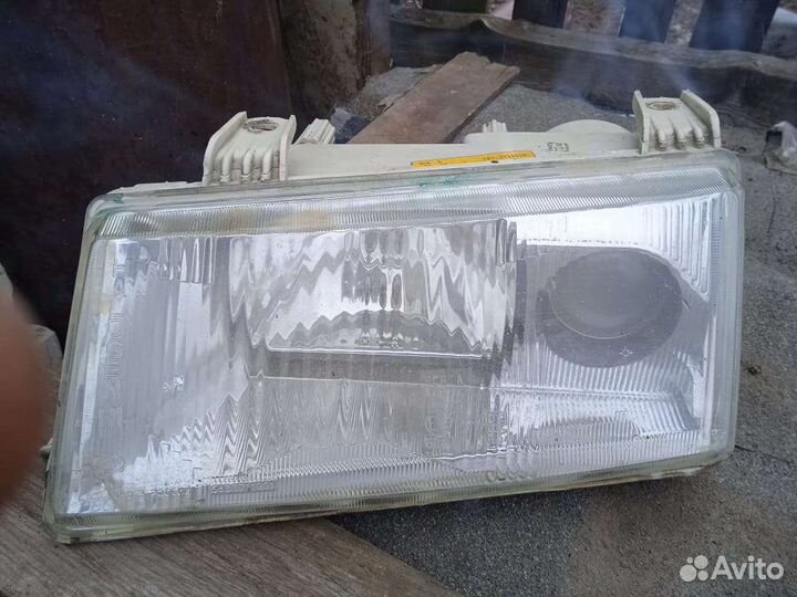 Фара ваз 2110