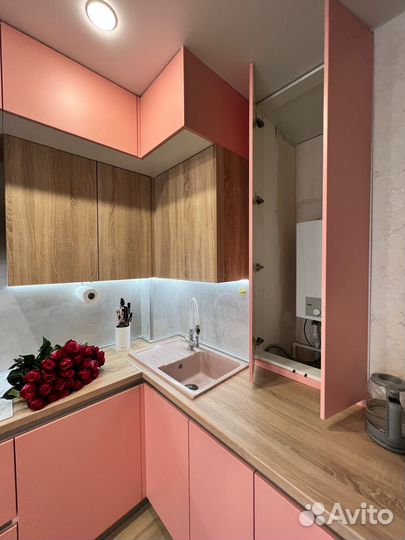 Кухня на заказ с доводчиками в Новосибирске