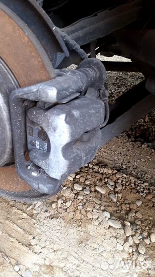 Суппорт передний BMW 1-Series 116I E87