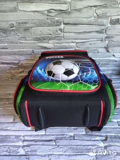 Рюкзак для мальчика начальной школы новый