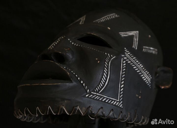 Африканский шлем маска Липико