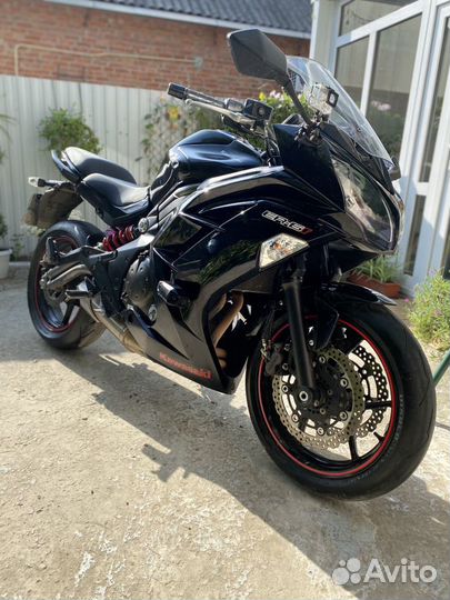 Kawasaki ER-6 (ER-6n, ER-6f, Ninja 650R)