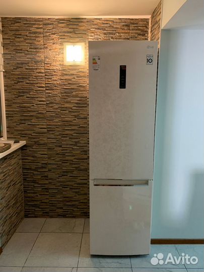 Холодильник LG GA-b509sekl бежевый