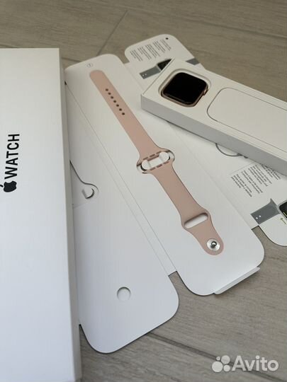 Apple Watch SE (GPS)