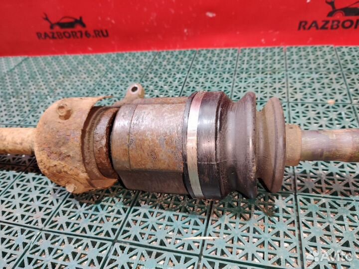 Приводной вал правый Kia Magentis 2.5 A/T