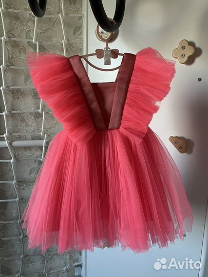 Нарядное платье