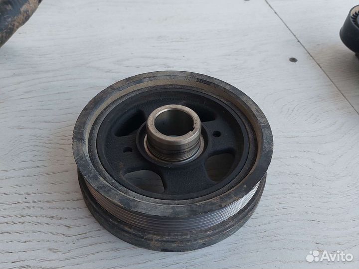 Toyota Rav4 XA50 шкив коленвала