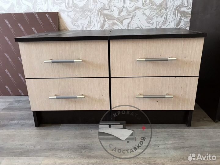 Тумба прикроватная