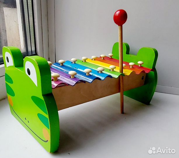 Развивающие игрушки для малышей пакетом