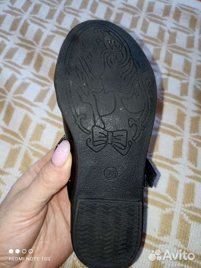 Туфли на девочку