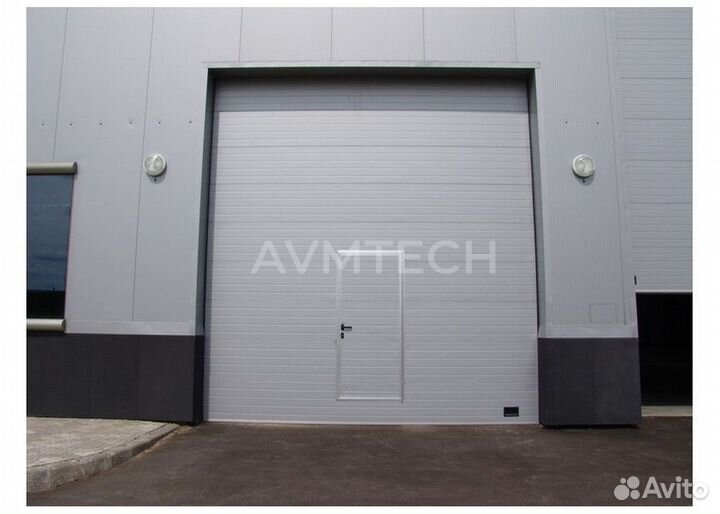 Секционные ворота