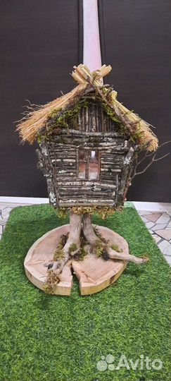 Избушка на курьих ножках, избушка бабы яги, домик