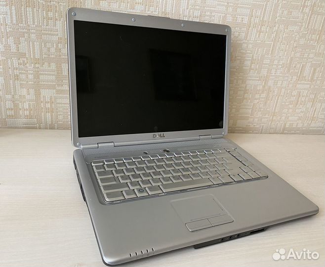 Ноутбук dell inspiron 1525