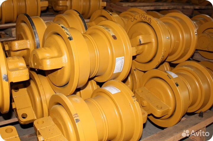 Каток опорный EX285 8E4579