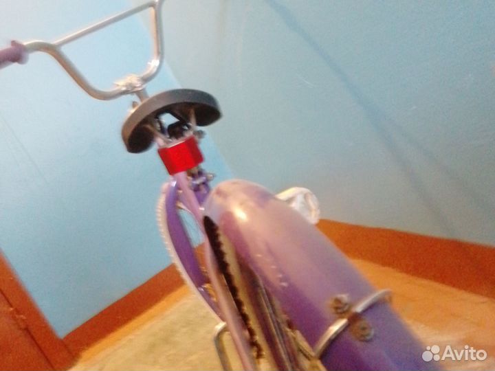 Велосипед фиолетовый шины белые вилка от BMX