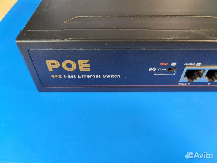 Видеорегистратор tantos TSr-NV04154+PoE 4p-Switch