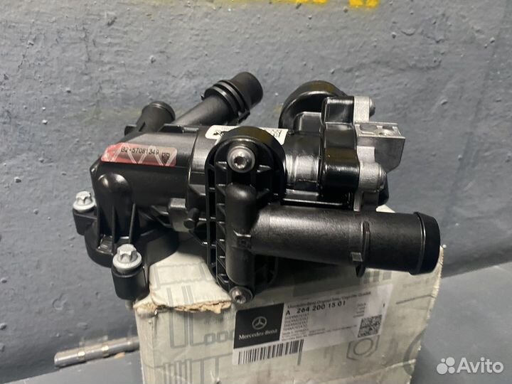 Оригинальный термостат A2642001501