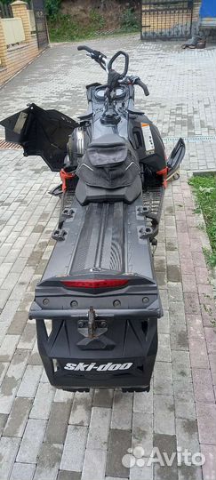 Brp Summit 800 163