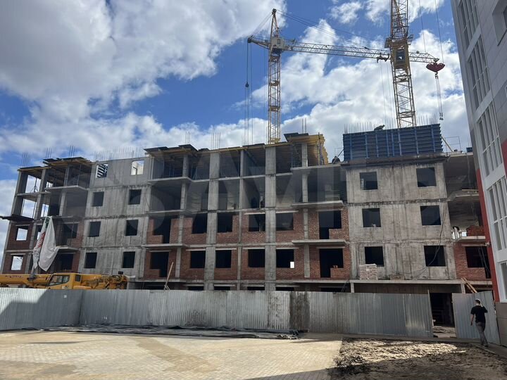 2-к. квартира, 53 м², 3/8 эт.