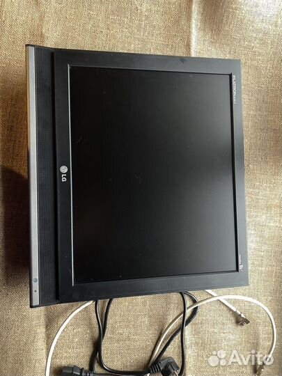 Монитор LG