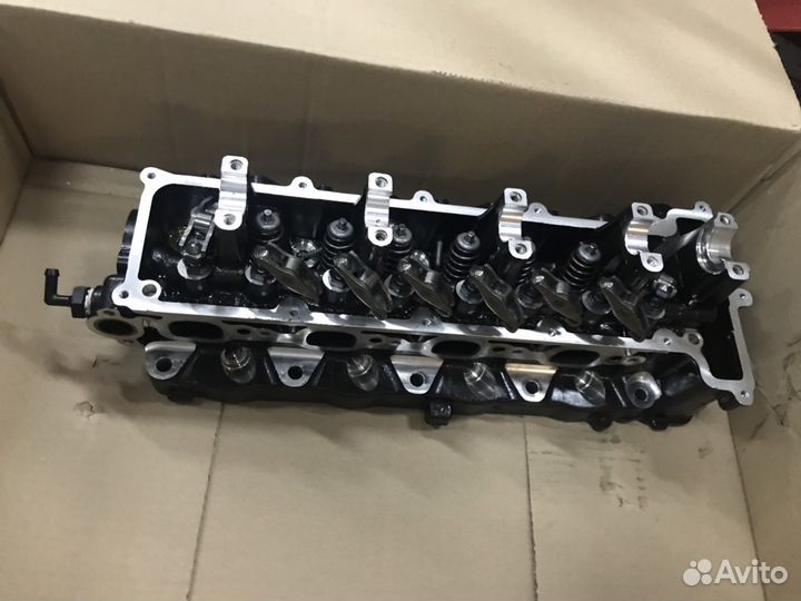 Головка Mercury F80, F90, F100 второго поколения