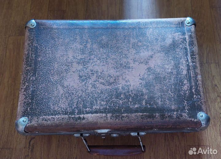 Чемоданы СССР б/у