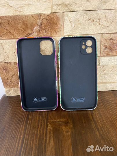 Чехол на iPhone 11