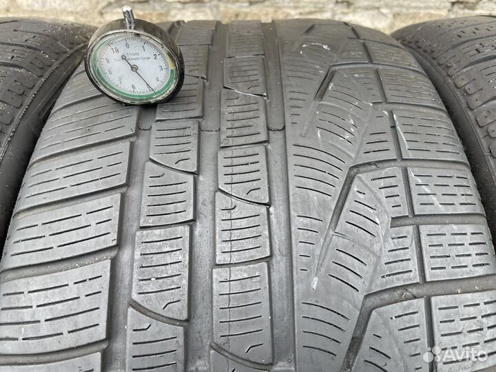 Pirelli Winter Sottozero 270 Serie II 235/40 R19 и 265/35 R19