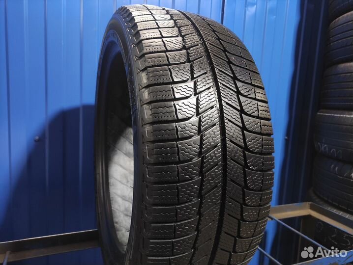 Michelin X-Ice 3 235/45 R18