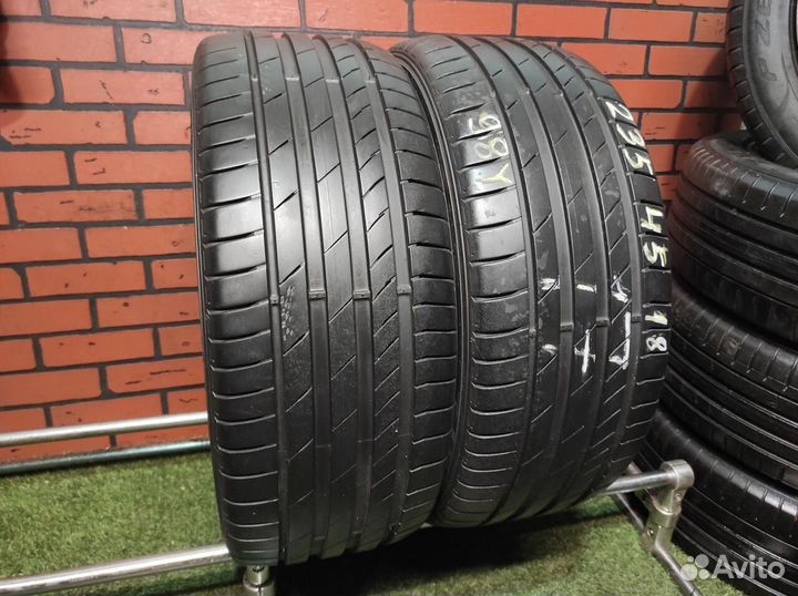 Kumho Ecsta PS71 235/45 R18 98Y