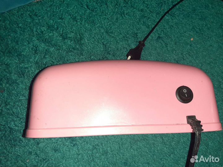 Лампа для сушки ногтей