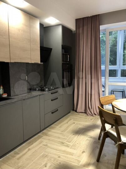 2-к. квартира, 65 м², 2/9 эт.