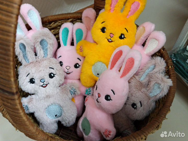 Игрушки вышитые