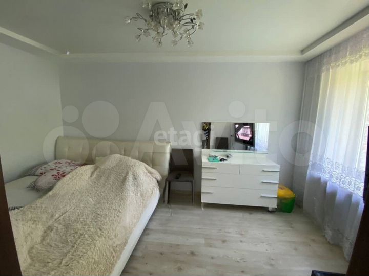 3-к. квартира, 54 м², 3/5 эт.
