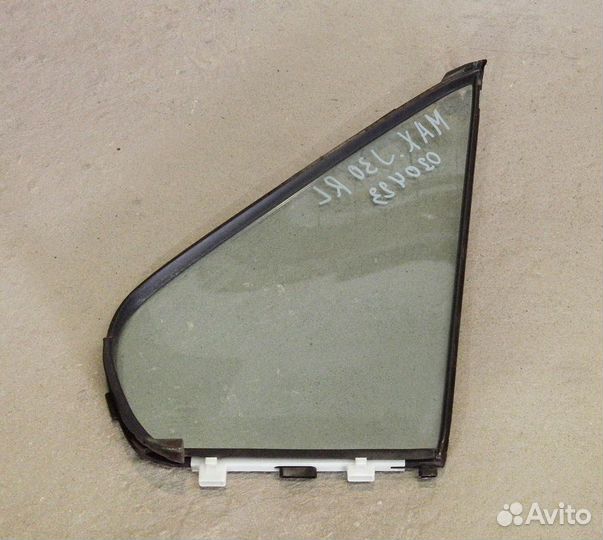 Форточка двери задней левой Maxima J30