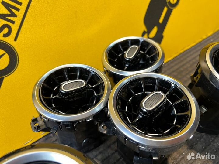 Дефлектор обдува салона Mercedes Benz A200 W177