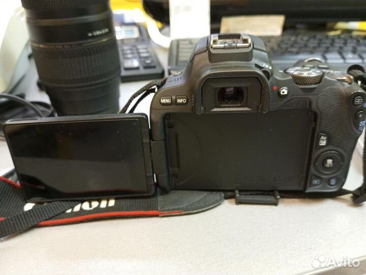 Фотоаппарат Canon EOS 200D + 2 объектива