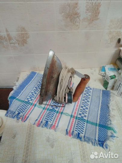 Утюг старинный СССР электрический рабочий