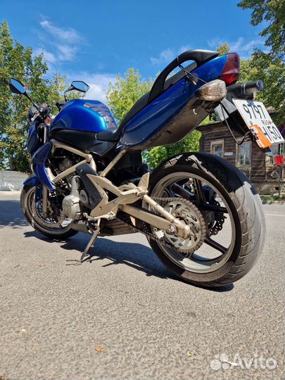 Kawasaki er6n