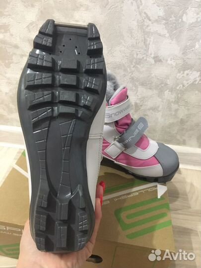 Лыжные ботинки