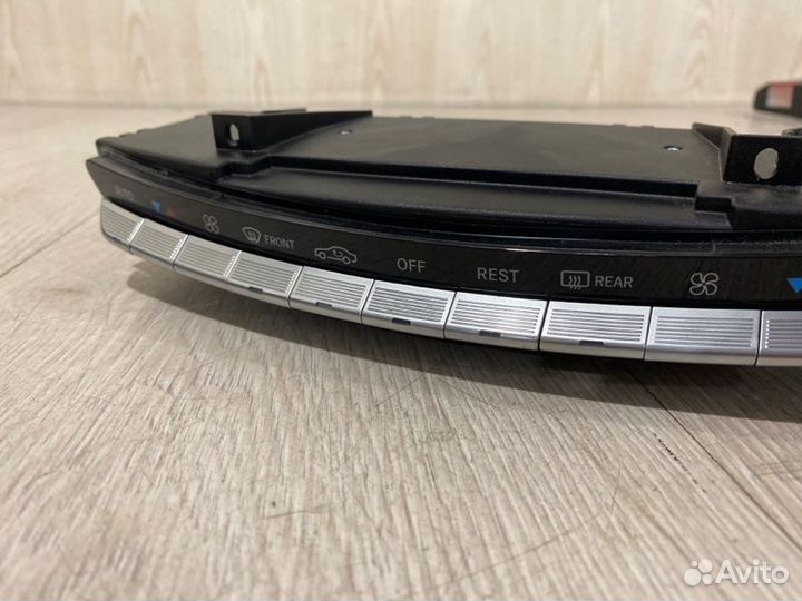 Блок управления климат-контролем Mercedes Benz